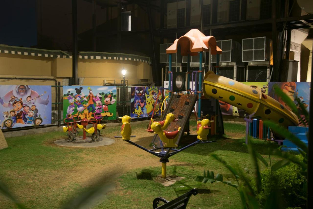 The Corinthians Resort And Club Púna Exteriér fotografie Playground at the hospital